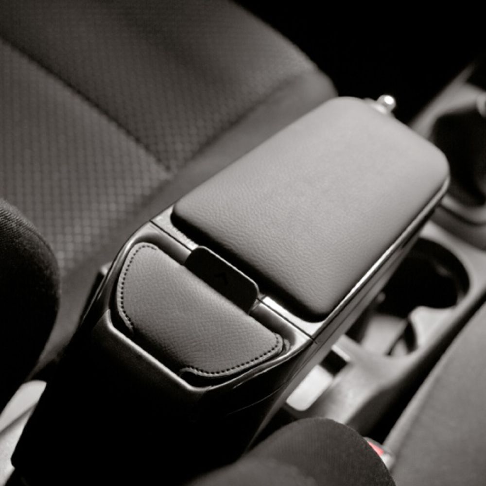 ΤΕΜΠΕΛΗΣ ΑΥΤΟΚΙΝΗΤΟΥ ARMSTER 2 ΜΑΥΡΟΣ ΜΕ ΤΣΕΠΗ ΓΙΑ OPEL KARL 2015+ RATI - 1 τεμ.