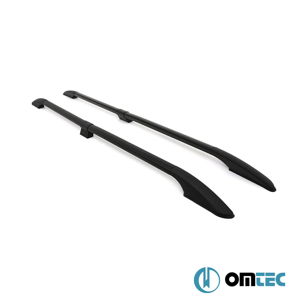 Omtec - Παράλληλες Μπάρες Οροφής Διαιρούμενες για Nissan NV200 2010 > / Chevrolet City Express 2015 > από Αλουμίνιο σε Μαύρο Χρώμα και Μέγιστο Βάρος Φορτίου 75 kg - 2 τεμ. (D5035933B/OM)