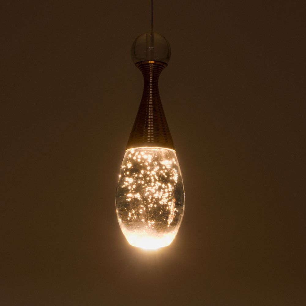 GLOBOSTAR® JADORE 01232 Μοντέρνο Κρεμαστό Φωτιστικό Οροφής LED 5W 400lm 120° AC 220-240V IP20 Θερμό Λευκό 2700K - Lumileds SMD Chip - Χρυσό & Διάφανο - Μ8 x Π8 x Υ26cm - 2 Χρόνια Εγγύηση