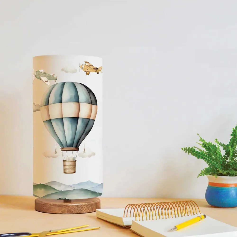 GLOBOSTAR® BALLON 204-0145 Παιδικό Επιτραπέζιο Φωτιστικό Πορτατίφ με Ντουί 1 x E14 AC 220-240V IP20 - Πολύχρωμο - Μ15 x Π15 x Υ30cm