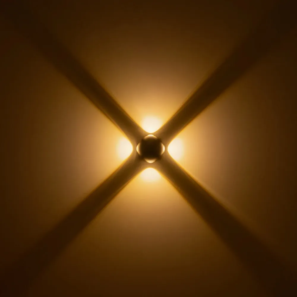 GLOBOSTAR® VEGA 60673 Μοντέρνο Φωτιστικό Τοίχου - Απλίκα LED 12W 1500lm 30° AC 220-240V Αδιάβροχο IP65 Θερμό Λευκό 2700K - Bridgelux COB Chip & TÜV SÜD Driver - Μαύρο Ματ - Μ10 x Π7.5 x Υ10cm - 5 Χρόνια Εγγύηση