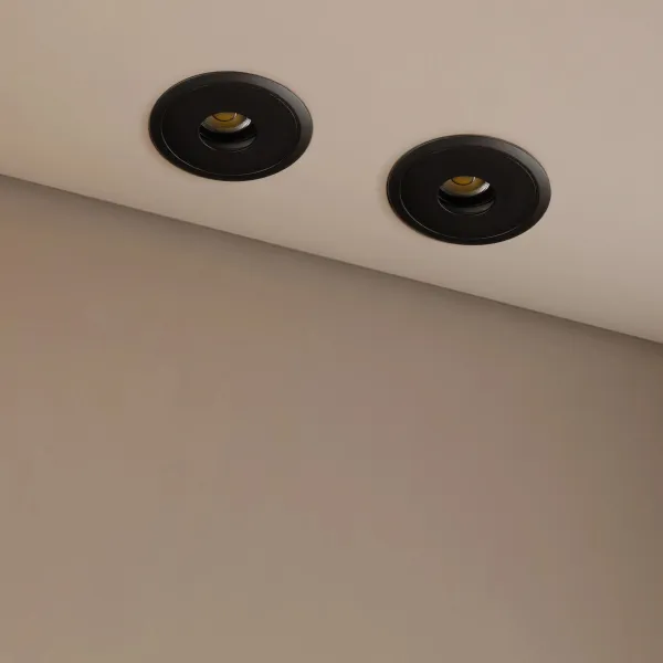 kelvo® PINADO KLV-101-0126 Χωνευτό Downlight Σποτ LED 7W 840lm 15° AC 220-240V IP20 Θερμό Λευκό 2700K - Bridgelux COB Chip & TÜV SÜD Driver - Μαύρο Ματ - Μ8.3 x Π8.3 x Υ8.16cm / Q7.3cm - 5 Χρόνια Εγγύηση