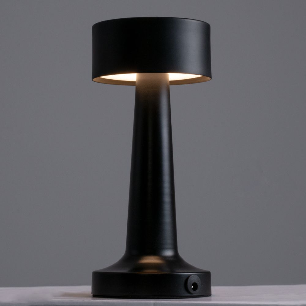 GloboStar® BELLA 76503 Επαναφορτιζόμενο Επιτραπέζιο Φωτιστικό Πορτατίφ LED 1.5W 105lm 120° DC 5V IP44 Θερμό Λευκό 2700K Dimmable Μαύρο Αλουμίνιο - Μ9 x Π9 x Υ21cm - 2 Xρόνια Εγγύηση