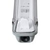 GLOBOSTAR® VIGAS 90610 Γραμμικό Βιομηχανικό Φωτιστικό Σκαφάκι Tri-Proof με Μεταλλικά Clips για 1 x Λάμπα T8 G13 60cm Τύπου Φθορίου LED Τροφοδοσίας Ενός Άκρου 120° AC 220-240V Αδιάβροχο IP65 - Γκρι με Διάφανο Κάλυμμα Πλαστικό PC - Μ66 x Π8 x Υ8cm