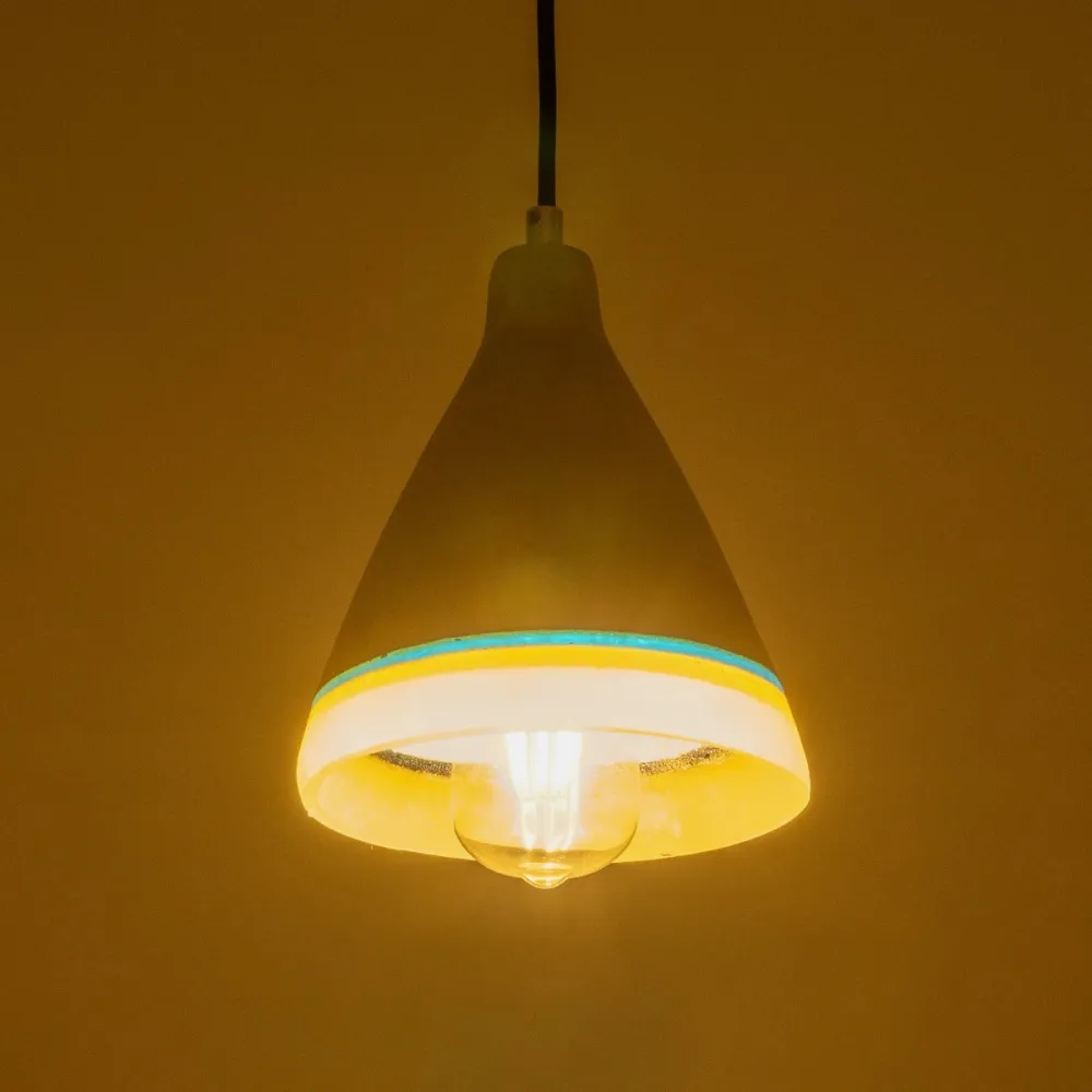 GLOBOSTAR® BEVIN 999-0219 Μοντέρνο Κρεμαστό Φωτιστικό Οροφής με Ντουί 1 x E27 AC 220-240V IP20 - Πολύχρωμο - Μ17 x Π17 x Υ21,5cm