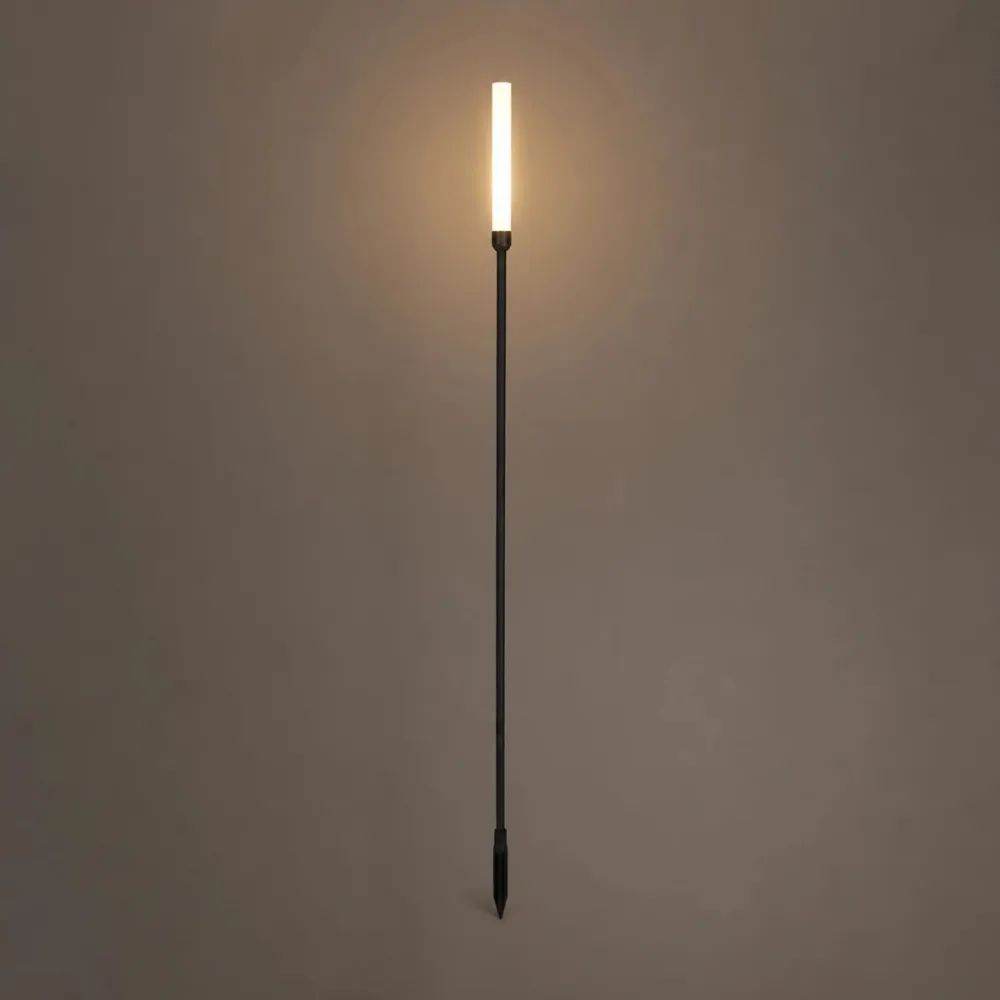 GLOBOSTAR® REED GLB-103-0006 Φωτιστικό Κολωνάκι Κήπου με Καρφωτή Βάση LED 2W 180lm 360° DC 24V Αδιάβροχο IP65 Θερμό Λευκό 2700K - Sanan SMD Chip - Μαύρο Ματ - Μ2 x Π2 x Υ100cm - 3 Χρόνια Εγγύηση