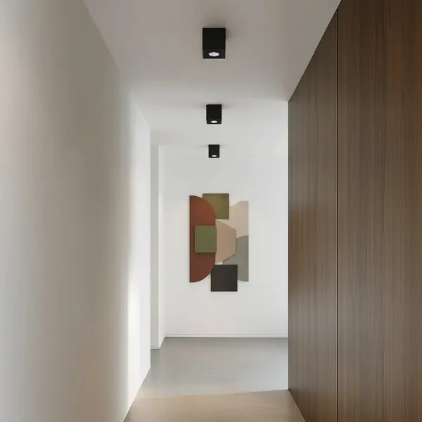 kelvo® AKIRA KLV-101-0028 Κινούμενο Φωτιστικό Downlight Σποτ για Λάμπα MR16 με Ντουί GU10 AC 220-240V IP20 - Μαύρο Ματ - Μ8 x Π8 x Υ10cm