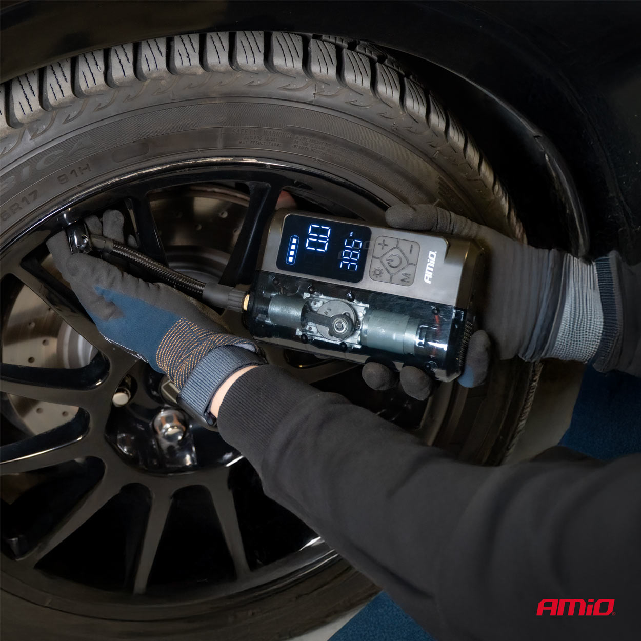 Amio - ΚΟΜΠΡΕΣΕΡ ΑΕΡΑ ΕΠΑΝΑΦΟΡΤΙΖΟΜΕΝΟ 12V & USB-C 10BAR 150PSI 20L/MIN 40W 1ΤΕΜ. (04378/AM)