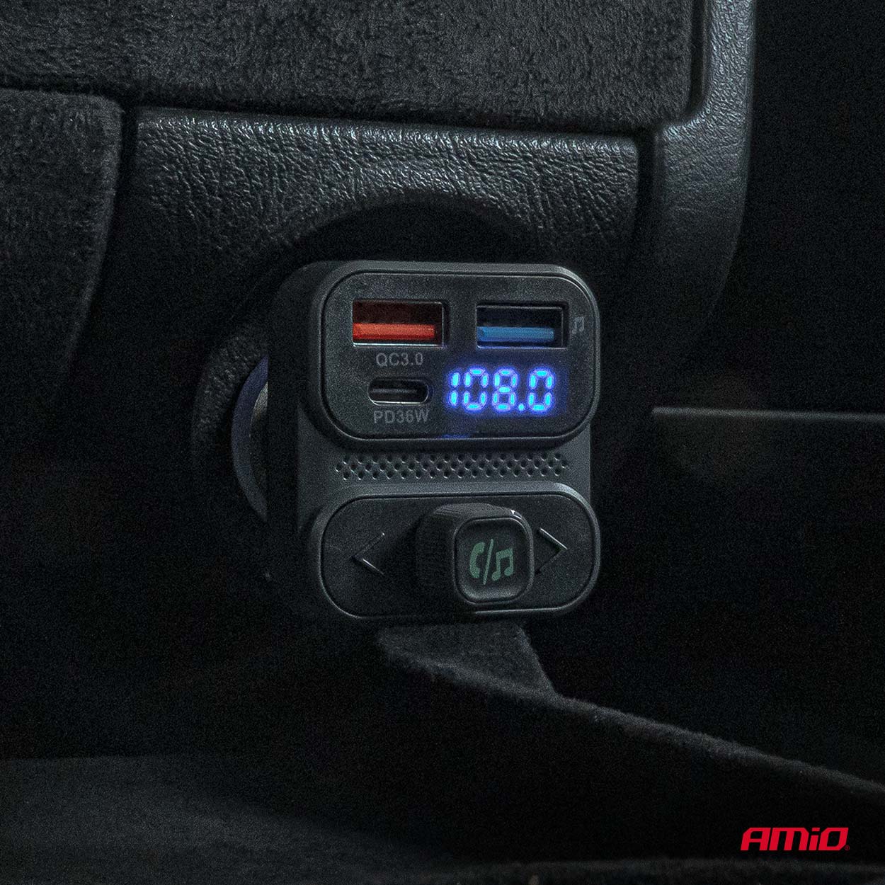 Amio - FM Transmitter Αναπτήρα τύπου FMT02 τάση λειτουργίας 12-24V με 2xUSB Type-A και 1xUSB Type-C για Επιβατικά Αυτοκίνητα και Φορτηγά - 1 τεμ. (04649/AM)