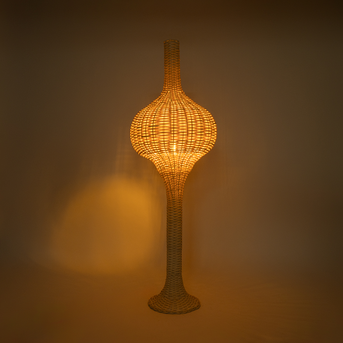 GLOBOSTAR® ALADDIN 02050 Boho Επιδαπέδιο Φωτιστικό με Ντουί 1 x E27 AC 220-240V IP20 - Μπεζ - Μ40 x Π40 x Υ120cm