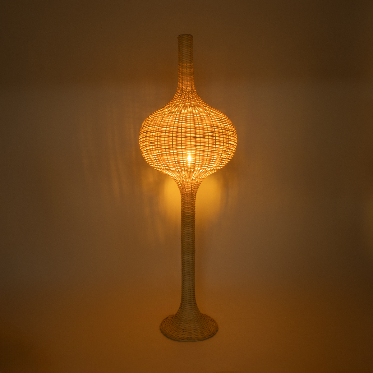 GLOBOSTAR® ALADDIN 02051 Boho Επιδαπέδιο Φωτιστικό με Ντουί 1 x E27 AC 220-240V IP20 - Μπεζ - Μ40 x Π40 x Υ150cm